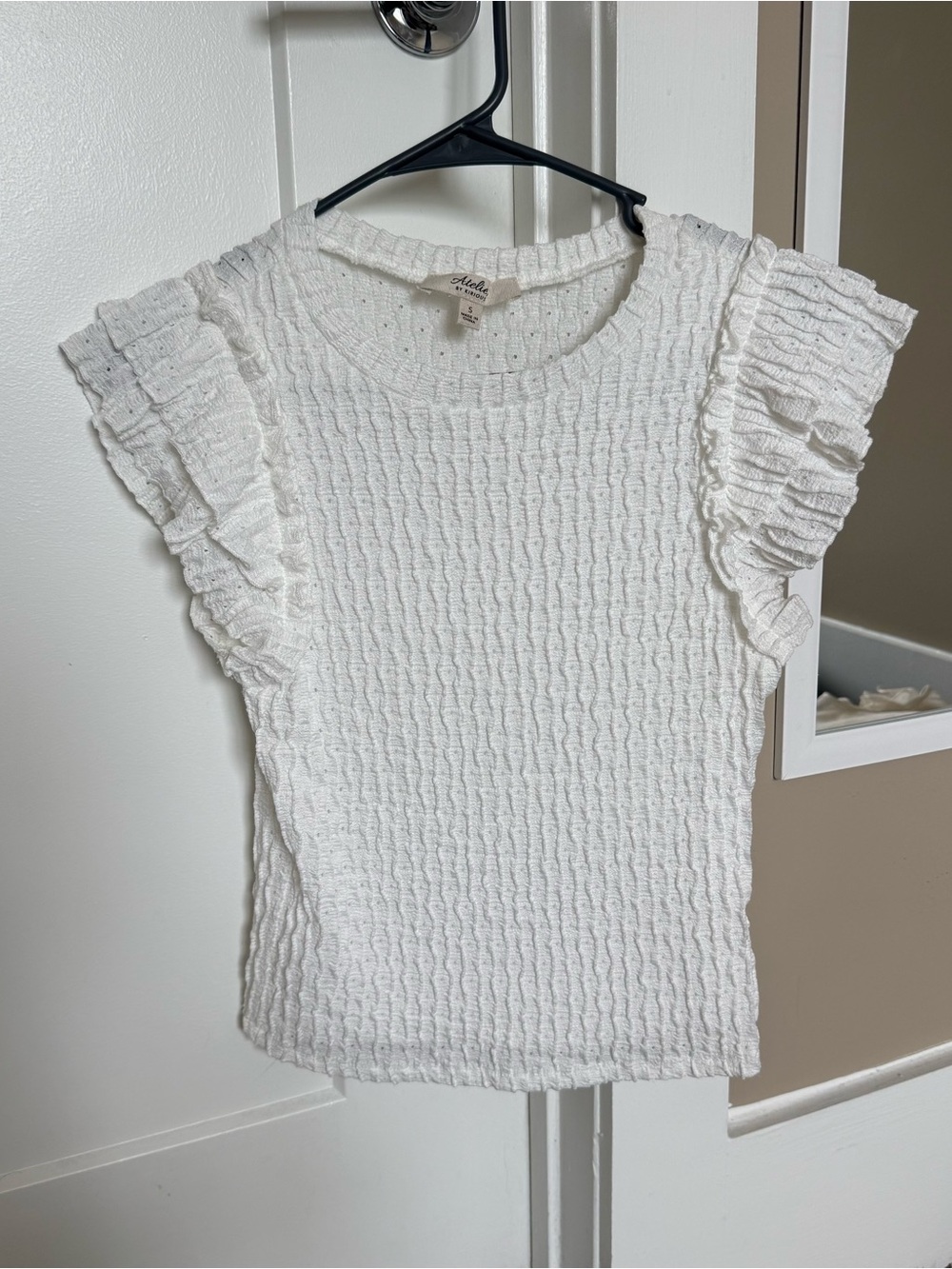 Knit White Ruffle Sleeve Blouse